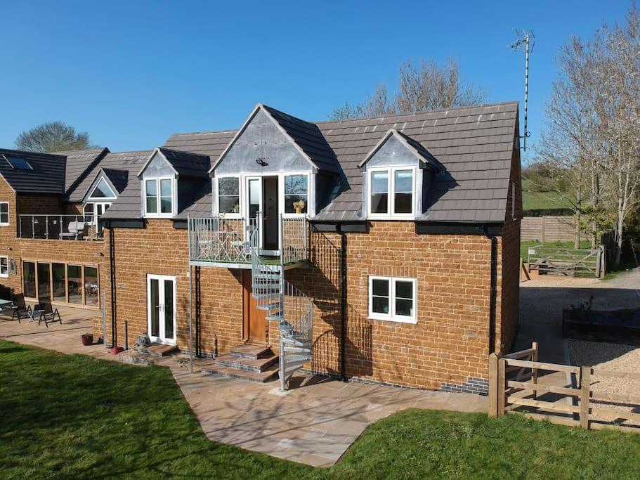 Вілла Field View Braunston  Екстер'єр фото